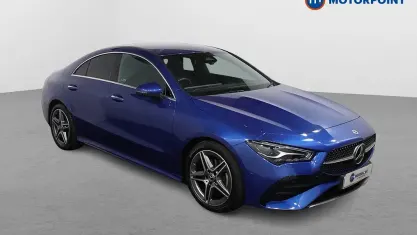 Begagnad Mercedes CLA180 Executive 136 HK (100 kW) 2024 Blå Sedan