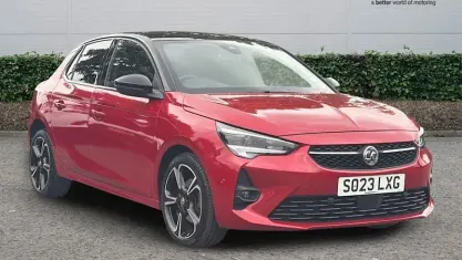 Used Vauxhall Corsa Ultimate 101 HP (74 kW) 2023 Red Hatchback