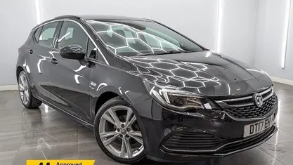 Used Vauxhall Astra SRi 150 HP (110 kW) 2019 Hatchback