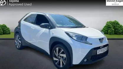 Used Toyota Aygo X 72 HP (52 kW) 2025 White SUV