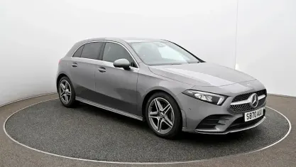 Begagnad Mercedes A180 Executive 116 HK (85 kW) 2020 Grå Halvkombi