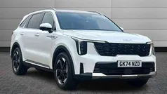White Used 2025 Kia Sorento 4 SUV | £45,950 (Super price)
