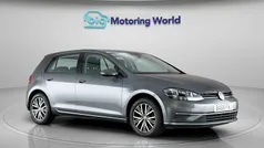 Used 2018 VW Golf VII SE Hatchback | £14,300 (Fair price)