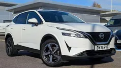 White Used 2021 Nissan Qashqai N-Connecta SUV | £16,890 (Fair price)