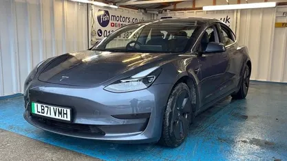 Used 2021 Tesla Model 3 Standard Range Plus Sedan | £14,790 (Fair price)