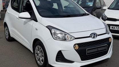 Used Hyundai i10 SE 88 HP (64 kW) 2019 White Hatchback