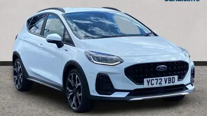 Second-hand Ford Fiesta Active 100 CP (73 kW) 2022 Alb Hatchback