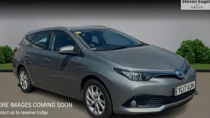 Used Toyota Auris Touring Sports Business Edition 136 HP (100 kW) 2017 Estate