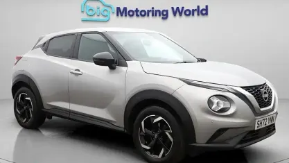 Second-hand Nissan Juke N-Connecta 114 CP (83 kW) 2023 Argintiu SUV