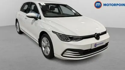 Used VW Golf VIII Life 131 HP (96 kW) 2024 Hatchback