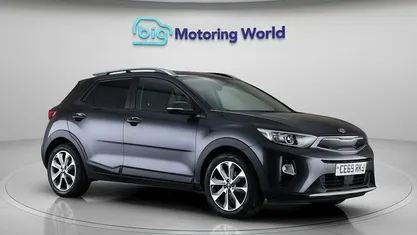 Used 2020 Kia Stonic SUV | £9,800 (Fair price)