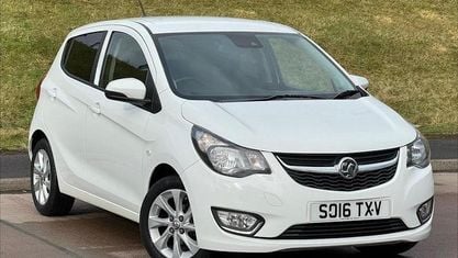 Używany Vauxhall Viva 75 KM (55 kW) 2016 Biały Hatchback