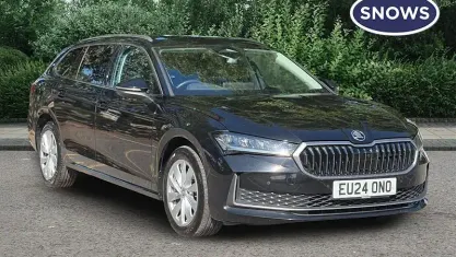 Used Skoda Superb SE Technology 150 HP (110 kW) 2024 Black Estate