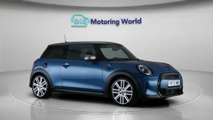 Used Mini Cooper S Exclusive 178 HP (130 kW) 2022 Blue Hatchback