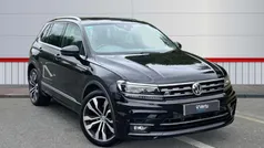 Black Used 2020 VW Tiguan R-line SUV | £27,056 (Fair price)