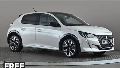 Used Peugeot 208 GT 102 HP (75 kW) 2022 White Hatchback
