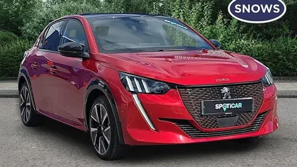 Used Peugeot e-208 Premium 100 kW (136 HP) 2022 Elixir red Hatchback