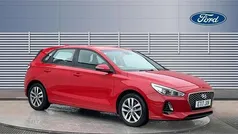 Red Used 2017 Hyundai i30 SE Hatchback | £9,296 (Good price)