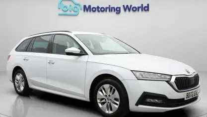 Begagnad Skoda Octavia SE Technology 110 HK (80 kW) 2022 Vit Kombi