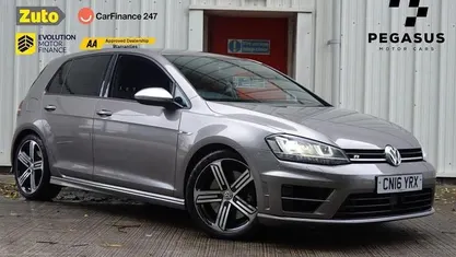 Used 2016 VW Golf VII R Hatchback | £15,695 (Fair price)