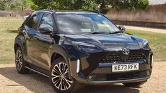 Black Used 2024 Toyota Yaris Cross SUV | £23,989 (Fair price)