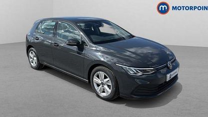 Używany VW Golf VIII Life 131 KM (96 kW) 2024 Hatchback