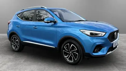 Używany MG ZS Exclusive 106 KM (77 kW) 2024 SUV