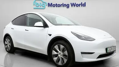 Used Tesla Model Y Long Range AWD 378 kW (514 HP) 2024 White SUV
