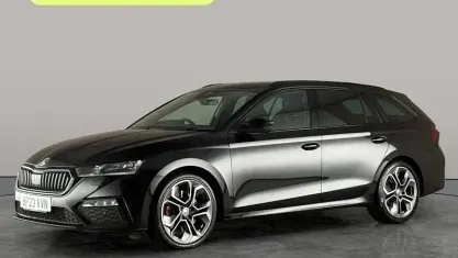 Used Skoda Octavia vRS 245 HP (180 kW) 2023 Black Estate