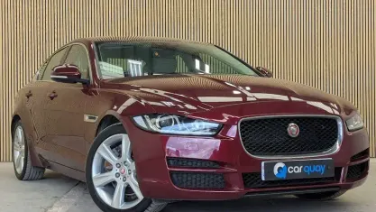 Used Jaguar XE Portfolio 241 HP (177 kW) 2015 Red Sedan