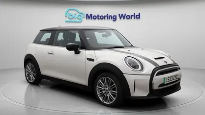 Used 2023 Mini Cooper Level 2 Hatchback | £16,100 (Fair price)