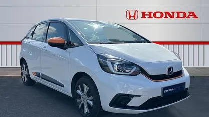 Begagnad Honda Jazz Hybrid 109 HK (80 kW) 2023 Halvkombi