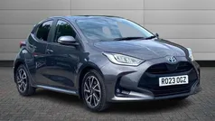 Decuma grey Used 2023 Toyota Yaris Hybrid Design Hatchback | £17,095 (Fair price)