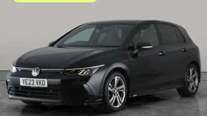 Usado VW Golf VIII R-line 150 CV (110 kW) 2023 Negro Utilitario