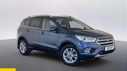 Usado Ford Kuga Titanium 150 HP (110 kW) 2018 SUV