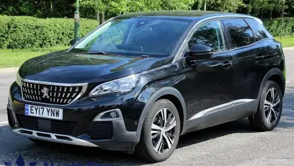 Used Peugeot 3008 Allure 120 HP (88 kW) 2017 Black SUV