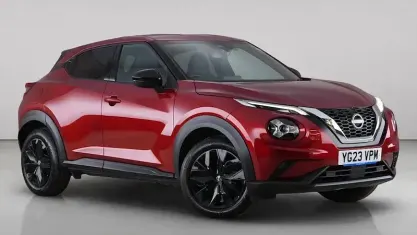 Used Nissan Juke N-Connecta 114 HP (83 kW) 2023 Red SUV