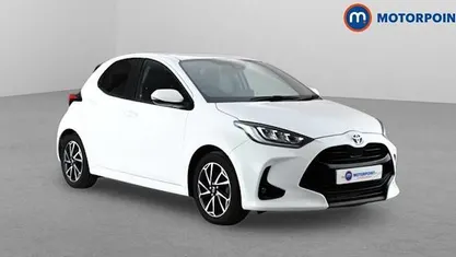 Used Toyota Yaris Hybrid Design 116 HP (85 kW) 2026 Hatchback