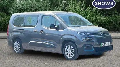 Used Citroën e-Berlingo Feel 100 kW (136 HP) 2023 Grey MPV