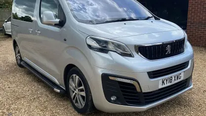 Used Peugeot Traveller Allure 179 HP (131 kW) 2018 Silver MPV