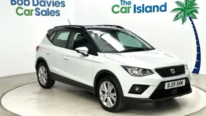 Used Seat Arona SE Technology 116 HP (85 kW) 2018 White SUV