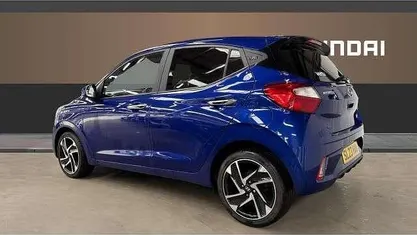 Used Hyundai i10 Premium 67 HP (49 kW) 2023 Hatchback