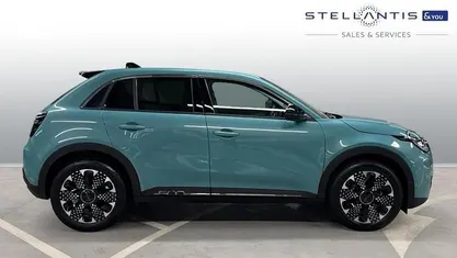 Used 2025 Fiat 600E La Prima SUV | £22,490 (Fair price)