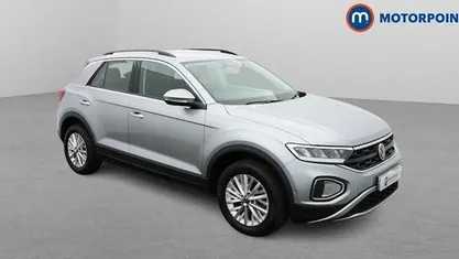 Used 2025 VW T-Roc Life SUV | £20,249 (Fair price)