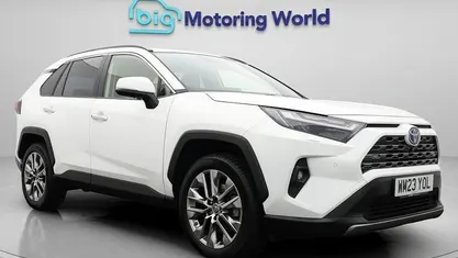 Used Toyota RAV4 222 HP (163 kW) 2025 Estate