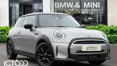 Used 2022 Mini Cooper Classic Hatchback | £18,995 (Fair price)