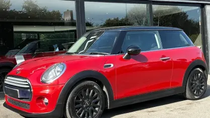 Begagnad Mini Cooper Hatch 136 HK (100 kW) 2017 Halvkombi