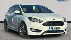 Frozen white (premium colour) Used 2017 Ford Focus ST-Line Hatchback | £10,200 (Fair price)