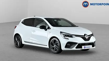 Used Renault Clio V RS Line 90 HP (66 kW) 2023 White Hatchback