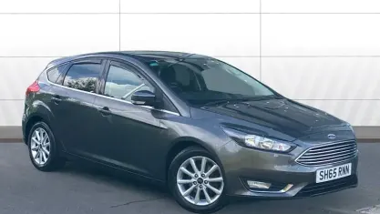 Used Ford Focus Titanium 120 HP (88 kW) 2017 Hatchback